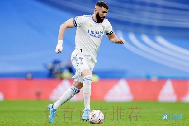 西媒：本泽马三年前也曾被同一批小偷入室盗窃